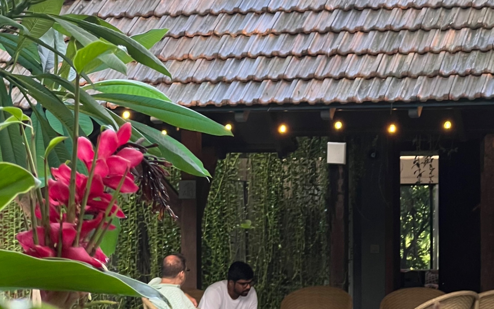 Villa: SaffronStays Kimaya